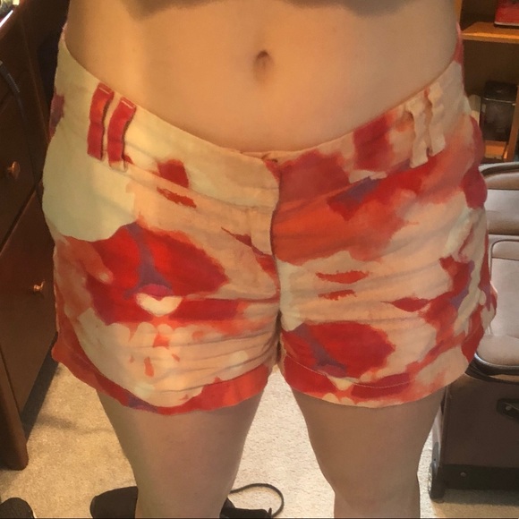LOFT patterned shorts - Picture 1 of 3